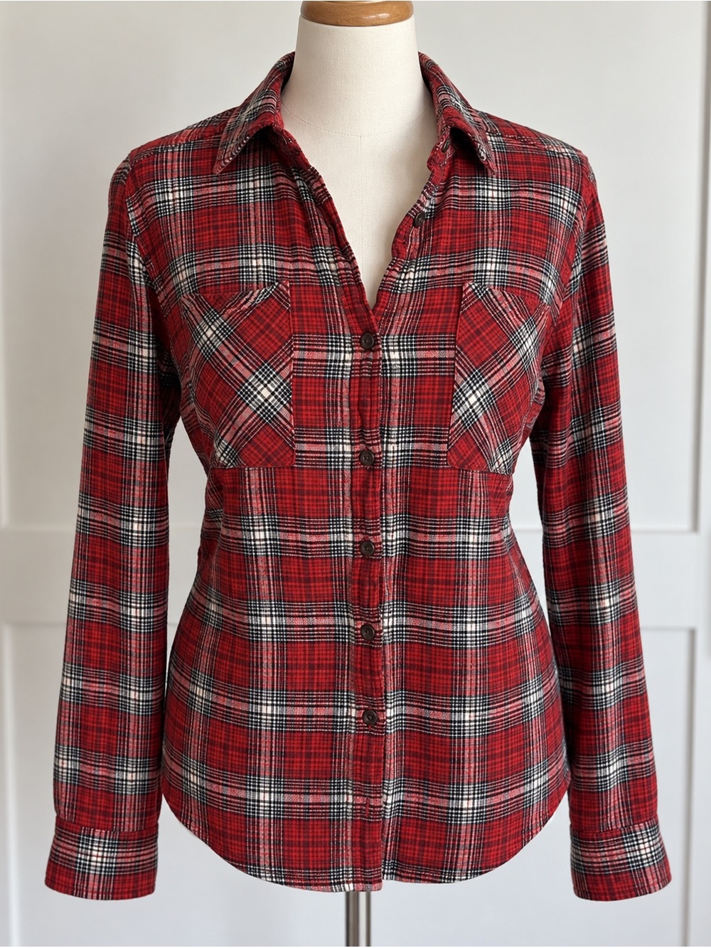 NWOT Universal Thread Red Plaid Fitted Flannel Shirt- 90s grunge